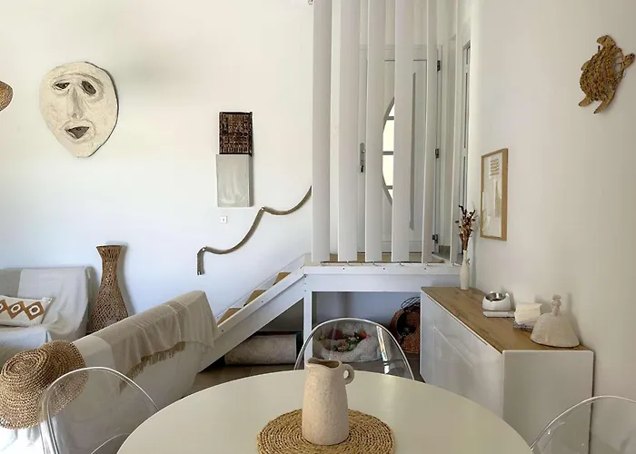 Вилла Mazet Olbia Climatise Pour 4 Personnes, Avec Piscine Collective A La Londe-les-maures Ла-Лонд-ле-Мор